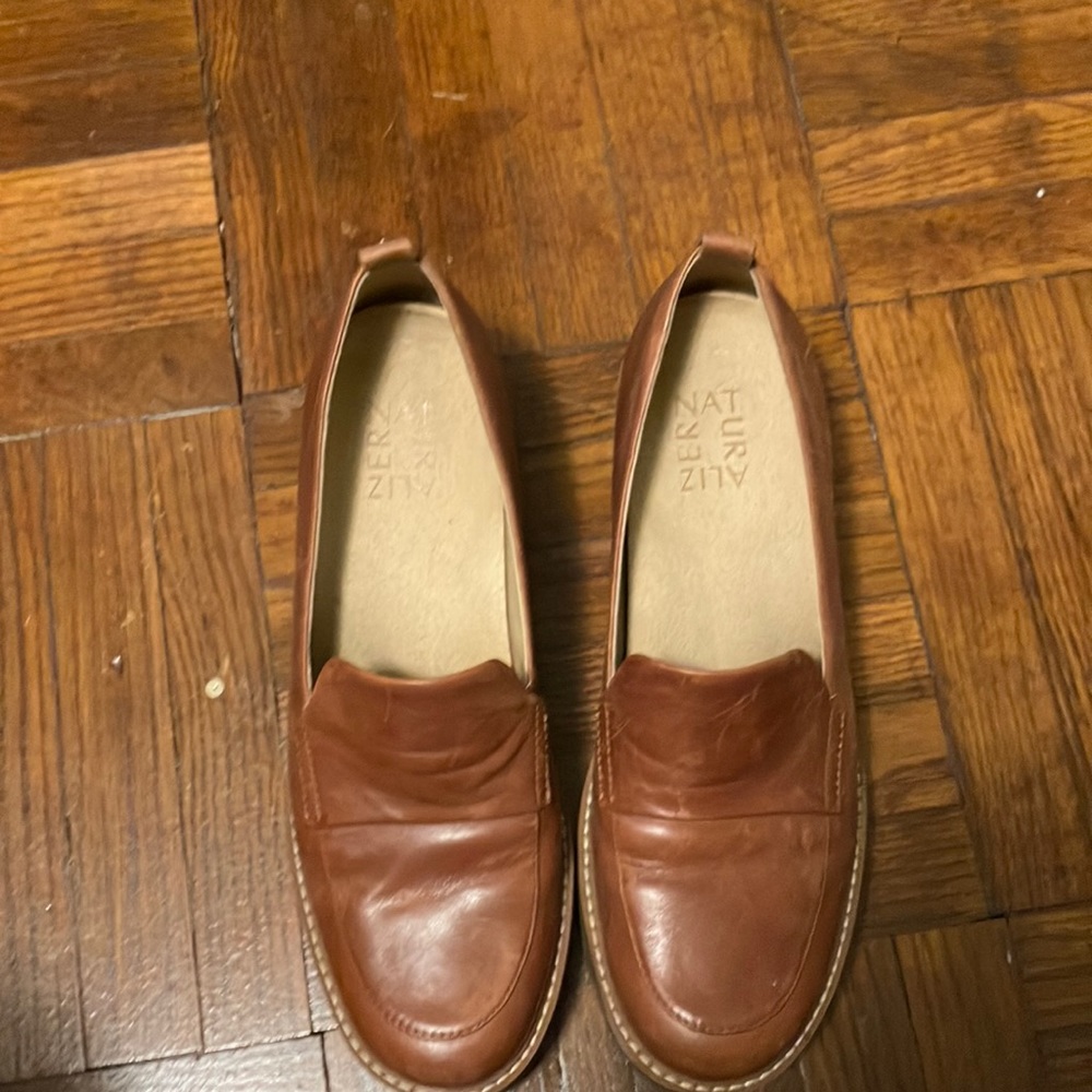 Naturalized Darry lug sole loafer brown leather
